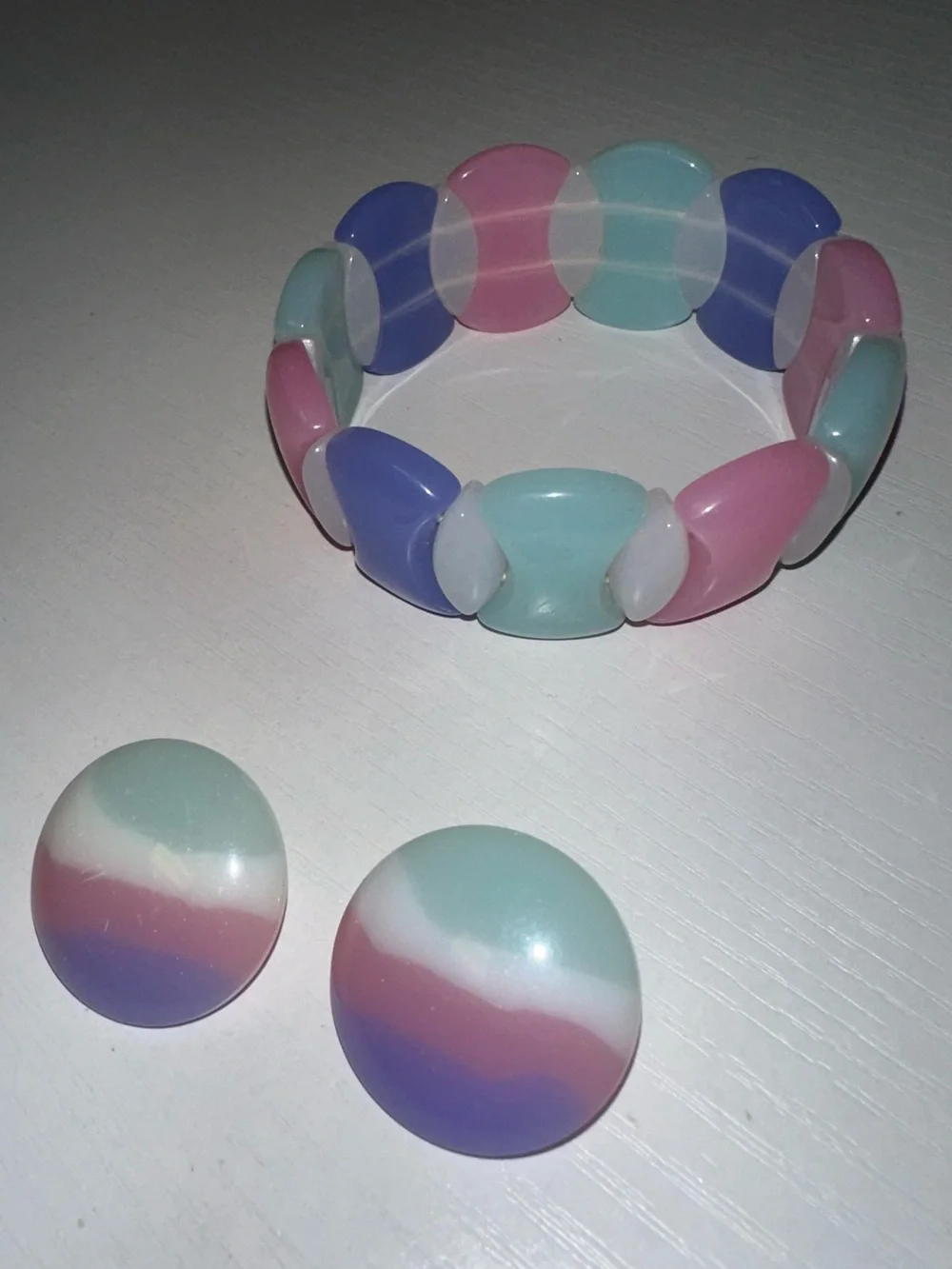 Vtg 80s Avon Pastel Parfait Jewelry Set - Picture 2 of 6